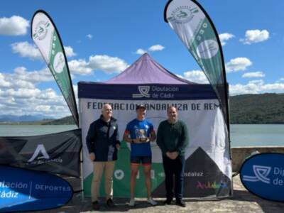 El Trofeo Diputación de Cádiz de remo en banco fijo, para el Real Club Mediterráneo