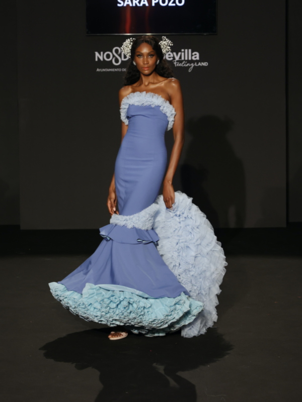 Diseñadores de Emprende Lunares presentan sus colecciones de moda flamenca en la Fundación Cajasol