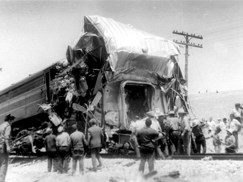EL CHOQUE DE TRENES EN EL CUERVO .