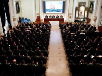 Ferrer-Dalmau abre el curso cultural de la Escuela Naval Militar con una brillante exposición sobre la memoria histórica a través de la pintura