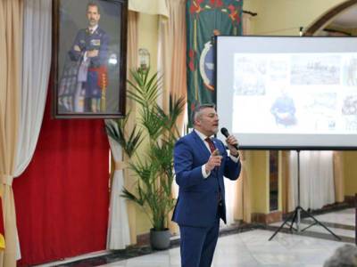 Juan Manuel Poyato Galán rescata en Tablada la memoria de los sanitarios españoles en el frente ruso