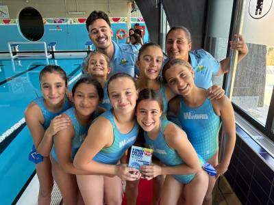 Protagonismo de los anfitriones en el V Torneo PQS de waterpolo