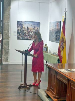 El Museo Naval de Ferrol acoge «Imágenes de la historia», una exposición de Augusto Ferrer-Dalmau que recorre trece siglos de memoria militar española