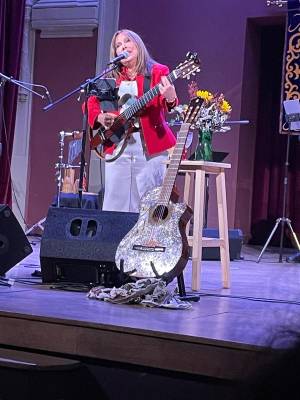 Liuba María Hevia emociona en su concierto del Ateneo de Madrid