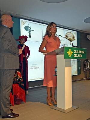 La XV Gala de Tradiciones Sevillanas reconoce a quienes mantienen vivo el patrimonio cultural y sentimental de la ciudad