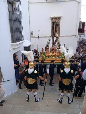 La fe, el patrimonio y la tradición cofrade de Arcos brillan en una Magna extraordinaria
