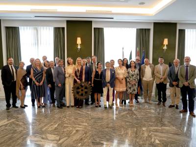 Asistentes al encuentro del Rotary Club Sevilla Corporate en el Hotel Colón.