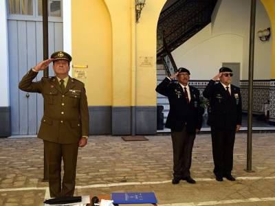 La Hermandad de Veteranos del Regimiento de Infantería Soria 9 celebra en Sevilla el IV Homenaje a los Veteranos de Infantería