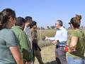 Visita del alcalde, Juan Manuel Valle, y de responsables de ANEA a las obras de ampliación del Cerro de las Cigüeñas